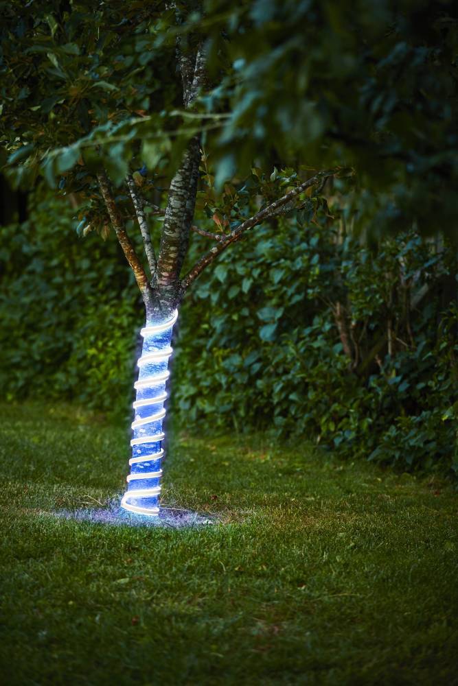 FLATNEONLED 500 Cm Uzunluğunda Dış Mekan Bahçe Aydınlatması Ağaç Mavi Led Şerit Ip44